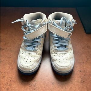 Nike Kids White and Light Blue Sneakers